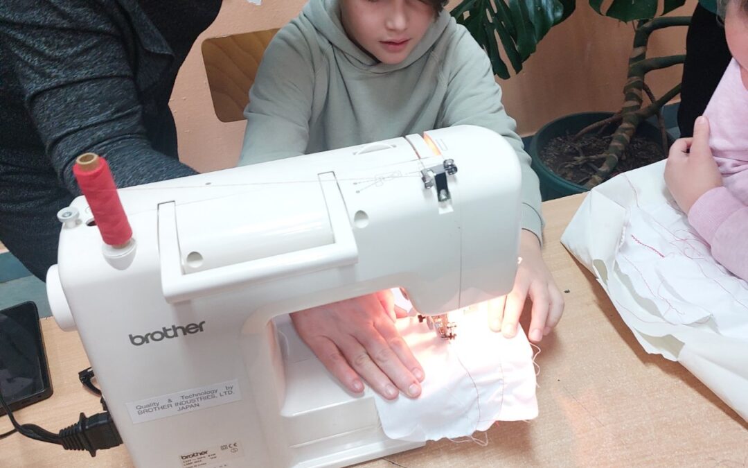 Пројекат „Школа – школи”: Посета Прве техничке школе из Јагодине